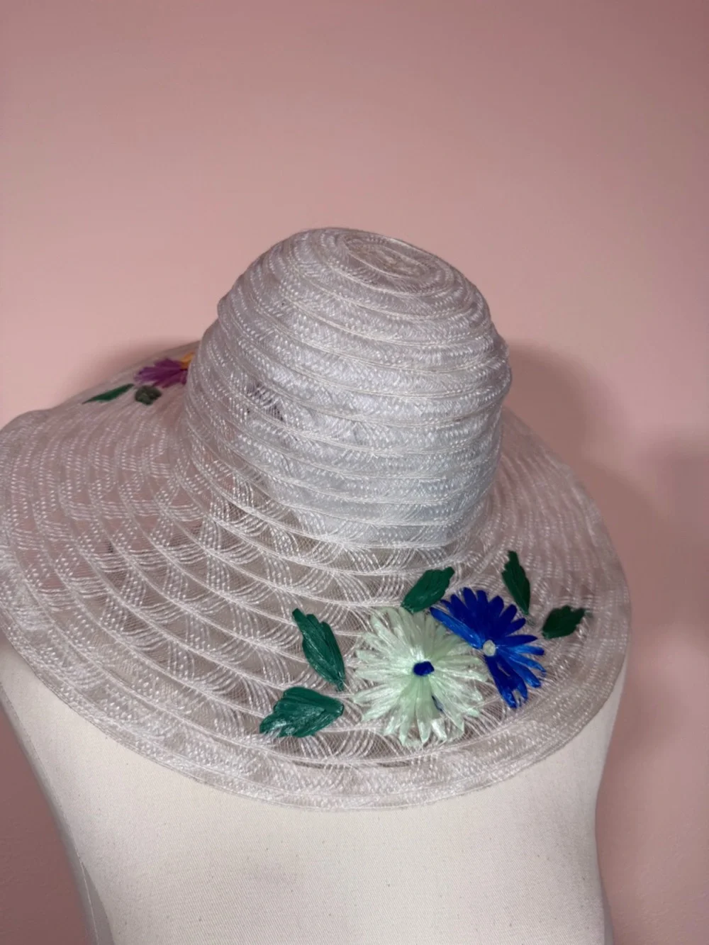 Vintage 1970's White Lace Embroidered Flower Wedding floppy SunHat Derby - Picture 11 of 16
